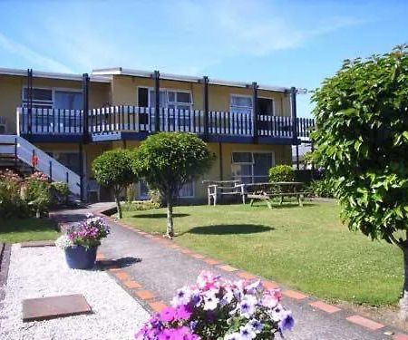 Parkside Motel And Apartments Ню Плимут Екстериор снимка