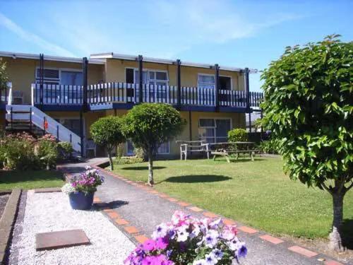 Parkside Motel And Apartments Ню Плимут Екстериор снимка