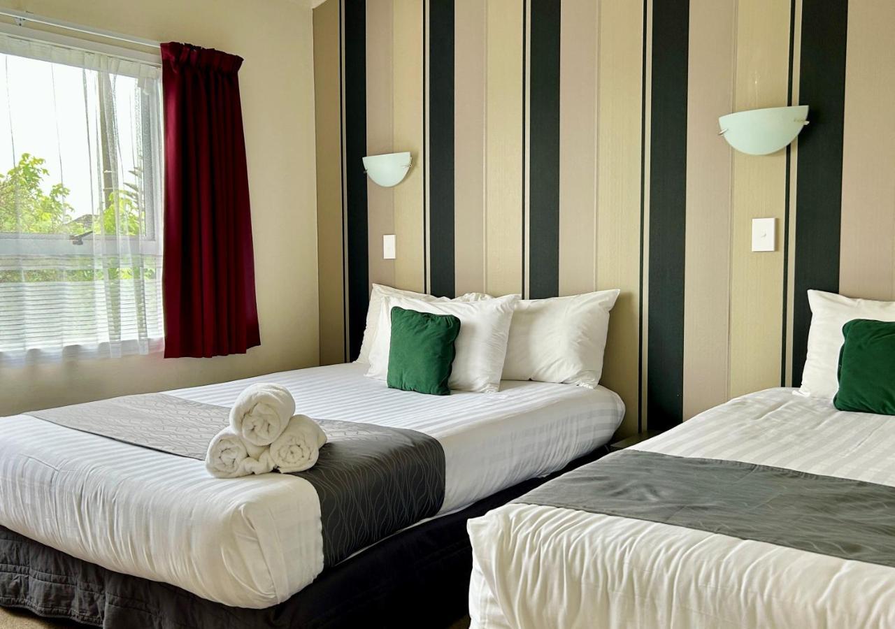 Parkside Motel And Apartments Ню Плимут Екстериор снимка